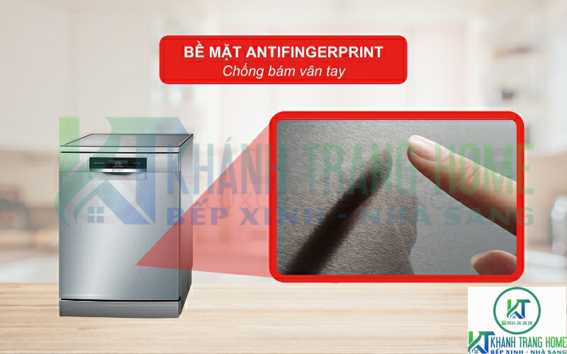 Lớp bề mặt AntiFingerprint giúp chống bám vân tay trên máy rửa bát Bosch SMS88TI01E.