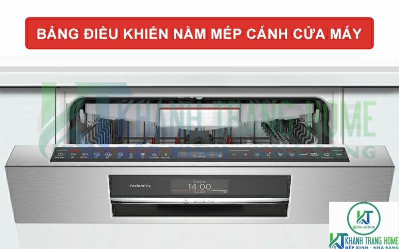 Bảng điều khiển TouchControl được đặt ở mép cánh máy rửa chén Bosch SMI8YCS01E.