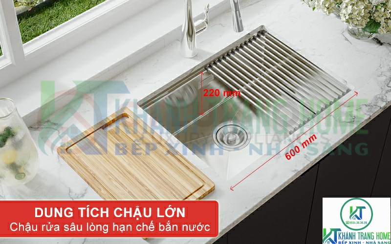 Lòng chậu được thiết kế sâu hơn, tăng dung tích sử dụng và giúp hạn chế bắn nước trong quá trình sử dụng