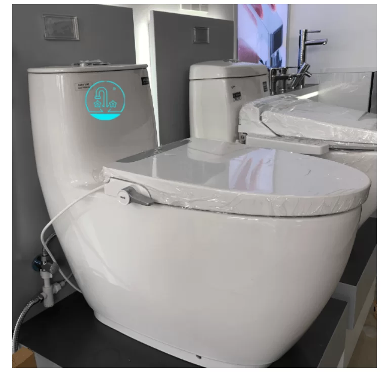 32-1-1 Bồn cầu 1 khối INAX AC-1052VN + CW-S32VN